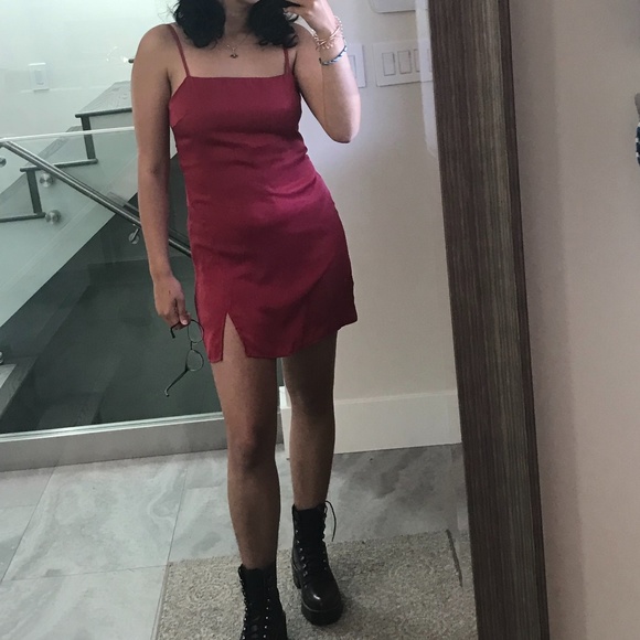 Red UO Satin Slip Dress - Picture 1 of 4